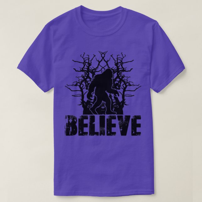 T-shirt Bigfoot Croire Sasquatch Yeti Skunk Ape Trouver B (Design devant)