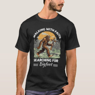 T-shirt Bigfoot pour Christian Sasquatch Jésus Croyant Ave