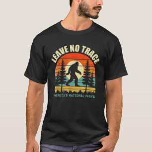 T-shirt Bigfoot Randonnée Et Camping Drôle Laissez Aucune 
