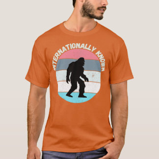 T-shirt Bigfoot Rétro Connu À L'Étranger