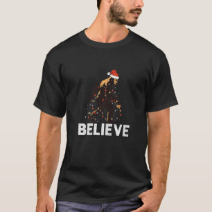 T-shirt Bigfoot Santa Christmas Tree Lights Boys Men Sasqu