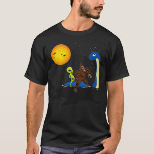 T-shirt Bigfoot Sasquatch Loch Ness Monster Nessie Alien