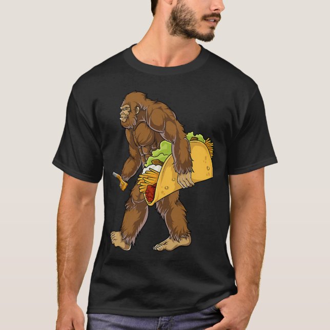 T-shirt Bigfoot Tenant Une Tacocarration Un Sasquatch Taco (Devant)