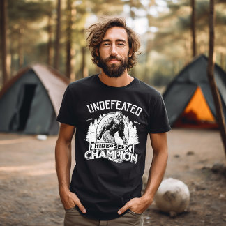 T-shirt Bigfoot - Undefeated Hide & Seek Champion