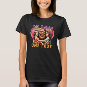 T-shirt Bigfoot's Gorgey Ladies Adventure Art