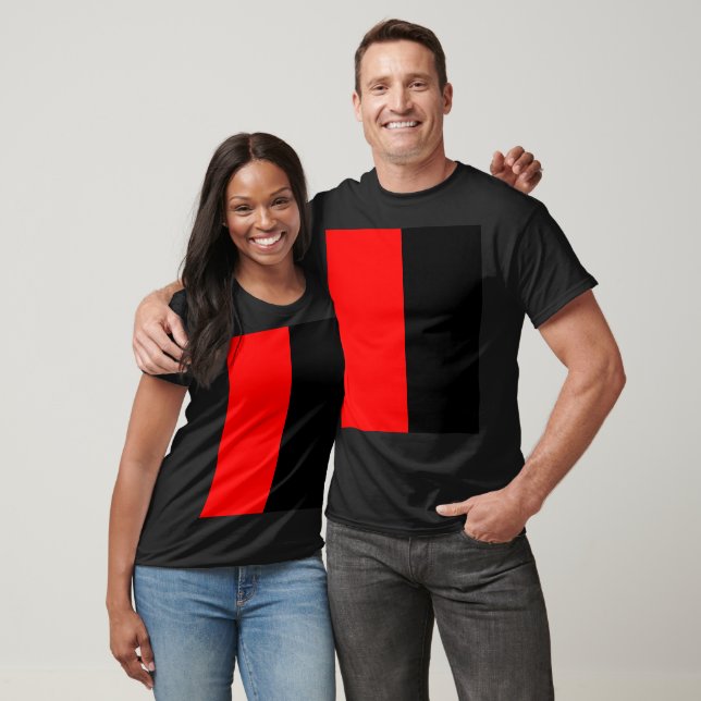 T-shirt Bizarre rouge et noir PERSONNALISABLE (Unisexe)