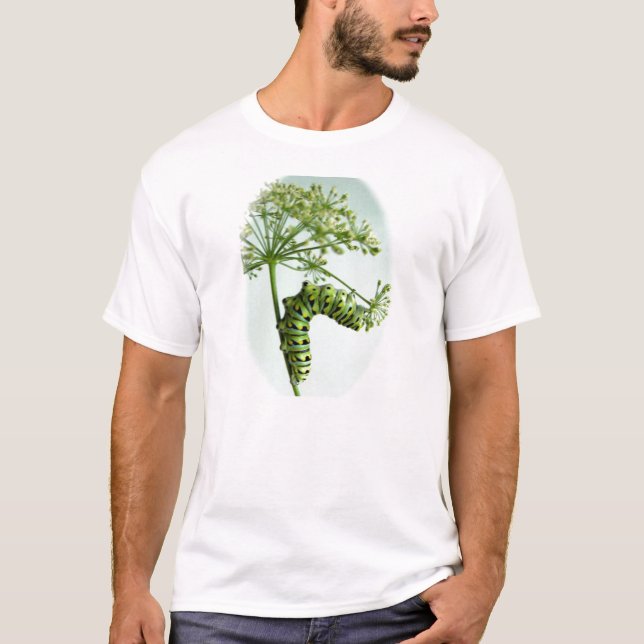 T-shirt Black Swallowtail Caterpillar mangeant du persil (Devant)