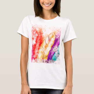 T-shirt blanc éclatant aux accents colorés