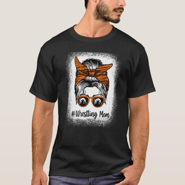 T-shirt Bleached Life Wrestling Mom Leopard Messy bun Glas (Devant)
