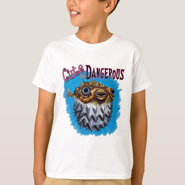 T-shirt Bleu mignon et dangereux de poissons de décolleur (Devant)