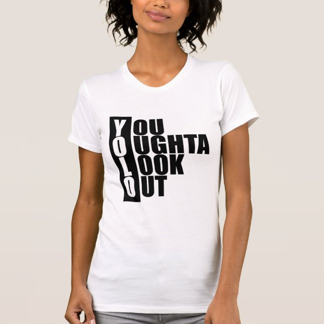 T-shirt Boîte de verticale de YOLO (Devant)