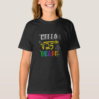 T-shirt Bonjour 5e Année Retour À L'École Carré Racine De 