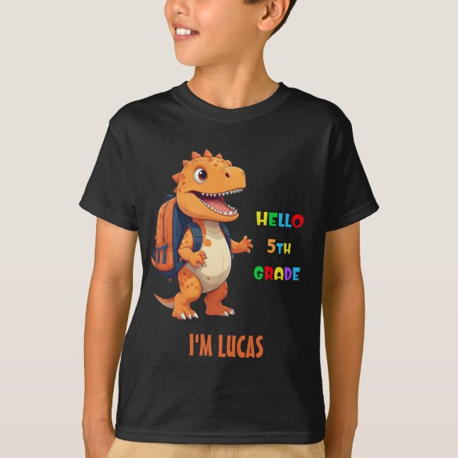 T-shirt Bonjour 5e classe Dinosaur avec le nom de retour à (Devant)