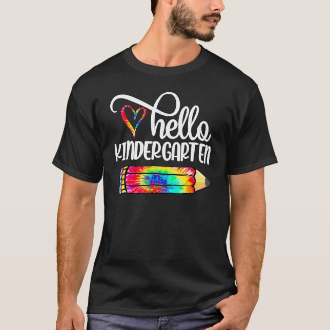 T-shirt Bonjour maternelle Tie Dye Enseignant au crayon de (Devant)