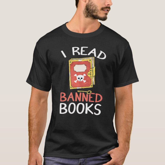 T-shirt Book   I Read Banned Books (Devant)