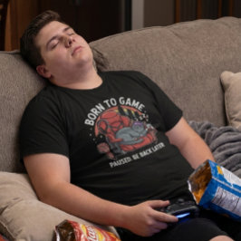 T-shirt Born to Game Cat Sleeping in Gaming Chair