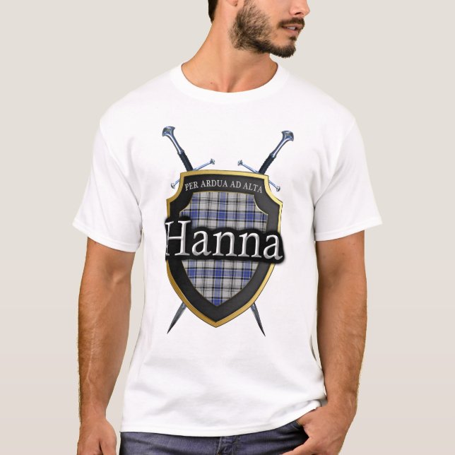 T-shirt Bouclier et épées de plaid de tartan de Hanna (Devant)