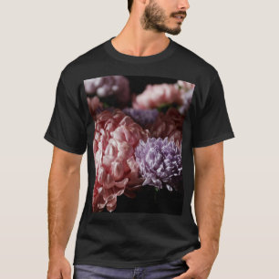 T-shirt Bouquet d'aster rose : éclairage baroque.