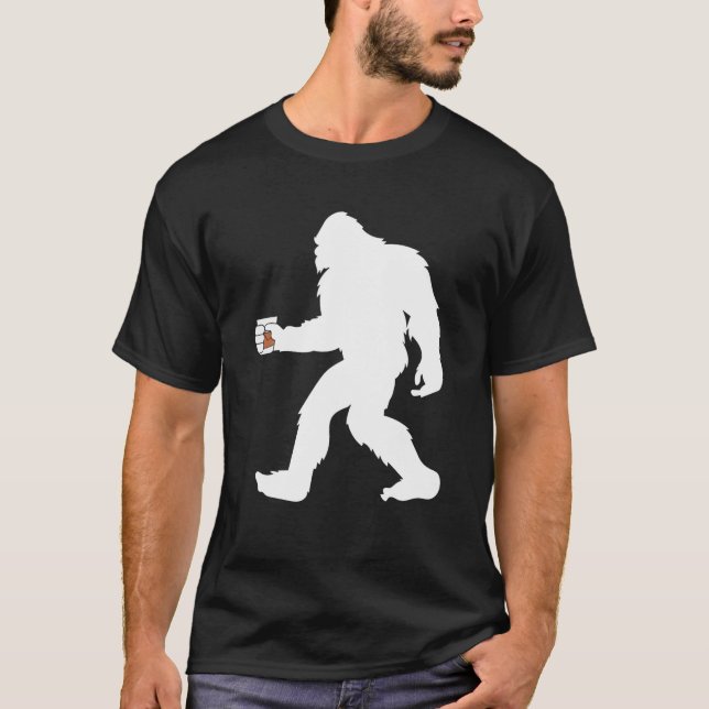 T-shirt Bourbon Whiskey Boire Bigfoot Sasquatch T Chemise (Devant)