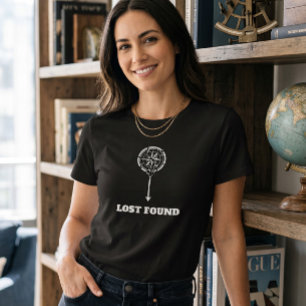 T-shirt Boussole fléchée pour femmes Graphique Noir Perdu