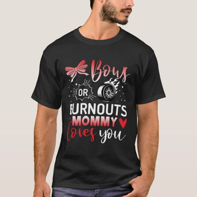 T-shirt Bows or Burnouts Gender Reveal Party Idea (Devant)