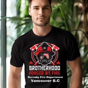 T-shirt Bravoure incarnée dans l’équipement du pompier à l