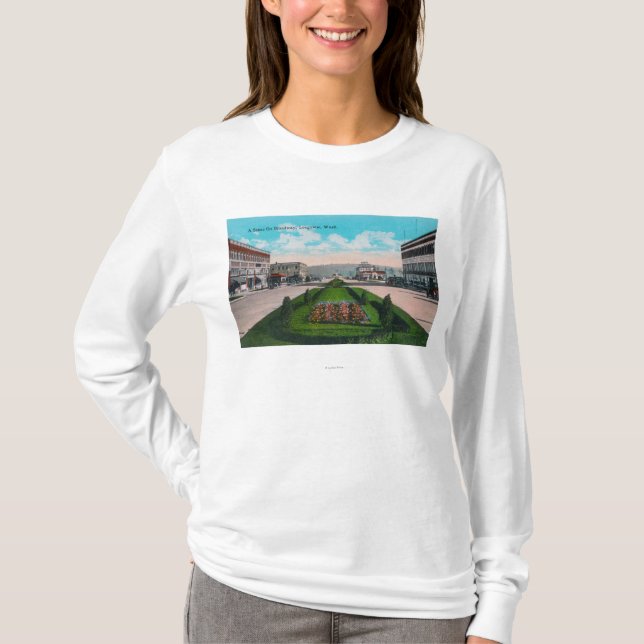 T-shirt Broadway SceneLongview, WA (Devant)