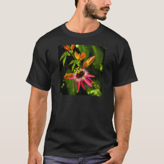 T-shirt Bromeliad rouge accrochant