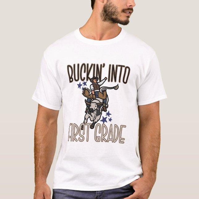 T-shirt Buckin' Dans la première classe Retro Cowboy Ensei (Devant)