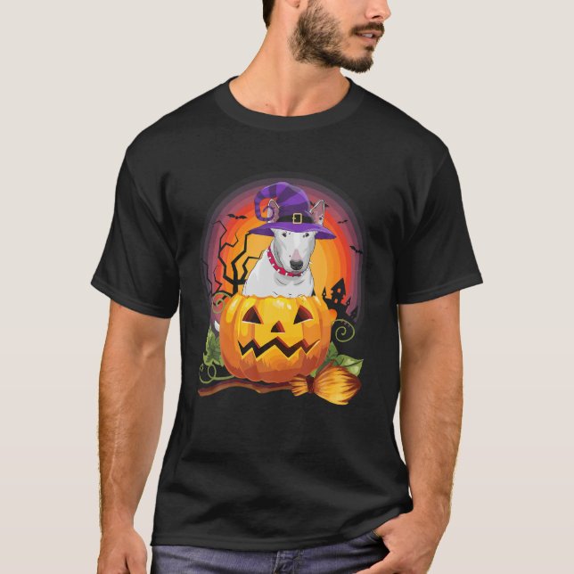 T-shirt Bull Terrier Sorcière Citrouille Halloween Amoureu (Devant)