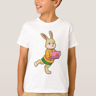 T-shirt Bunny comme secrétaire avec ordinateur portable