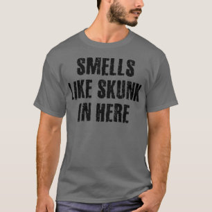 T-shirt Ça Sent De La Skunk Ici 2