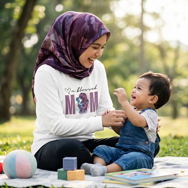 T-shirt Cadeau de la fête des mères : une MÈRE bénie (Créateur téléchargé)