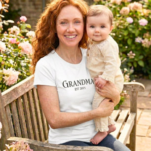 T-shirt Cadeau de Nom de Grand-mère Personnalisé 2026 