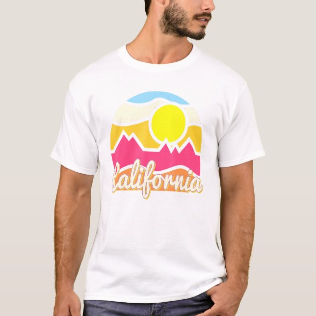 T-shirt California Retro Mountain Sunset Outdoor Vanlife E (Devant)