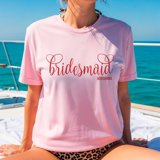 T-shirt Calligraphy Script Red Bridesmaid  (Créateur téléchargé)