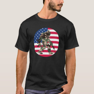 T-shirt Camo Bigfoot Sasquatch
