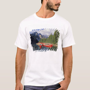 T-shirt Canada, Alberta, Moraine Lake. Le verre