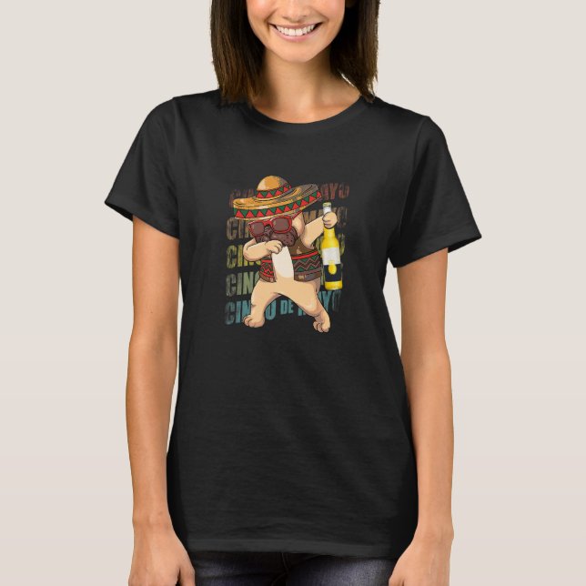 T-shirt Carlin mexicain Dabbing Chien Cinco De Mayo Poncho (Devant)