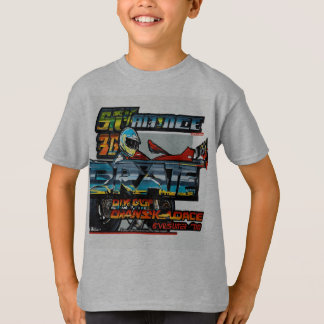 T-shirt carro de corrida de arrasto com bicicleta