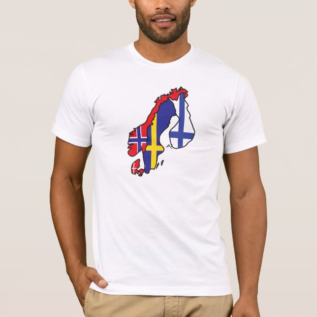 T-shirt Carte de drapeau de la Scandinavie (Devant)