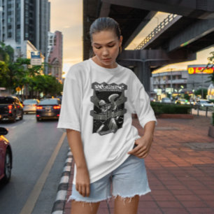 T-shirt Casque d'Alien tenant un astronaute