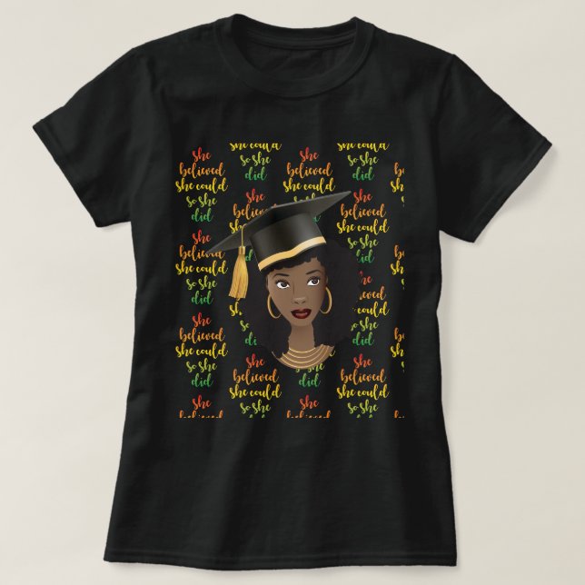 T-shirt Casquette D'Études De Femme Noire, Elle Croyait Qu (Design devant)