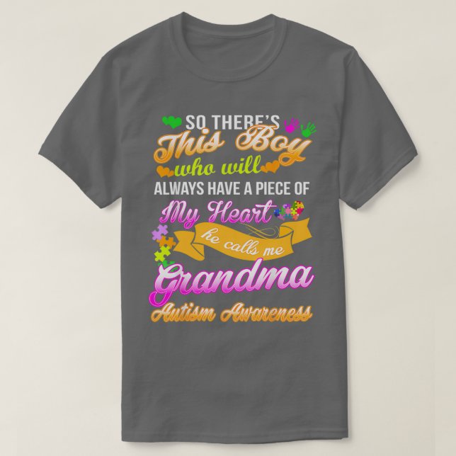 T-shirt Ce Garçon Mon Coeur Il M'Appelle Grand-Mère Autism (Design devant)