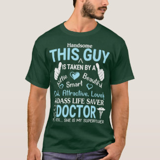 T-shirt Ce Gars Est Pris Par Un Épargnant De Badass