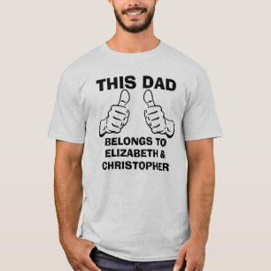 T-shirt Ce papa appartient pour écrire des noms d'enfants