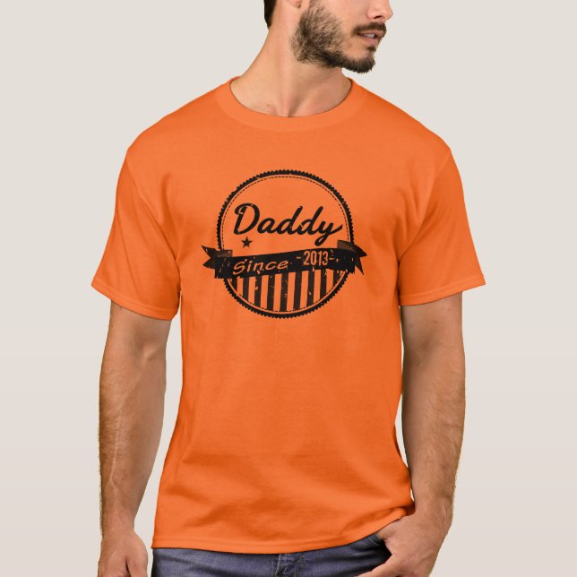 T-shirt Cercle grunge de bannière de papa depuis 2013 (Devant)