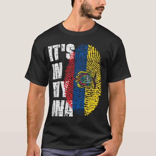 T-shirt C'EST DANS MON ADN Equateur Drapeau Garçon Cadeau (Devant)