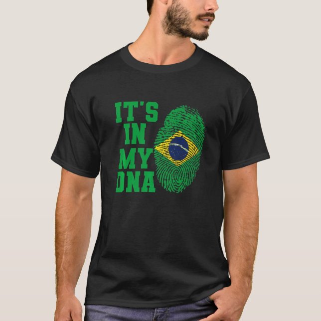 T-shirt C'est dans mon ADN le drapeau du Brésil coupé vint (Devant)