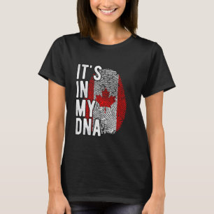 T-shirt C'est drôle dans mon ADN drapeau Canada Empreinte 